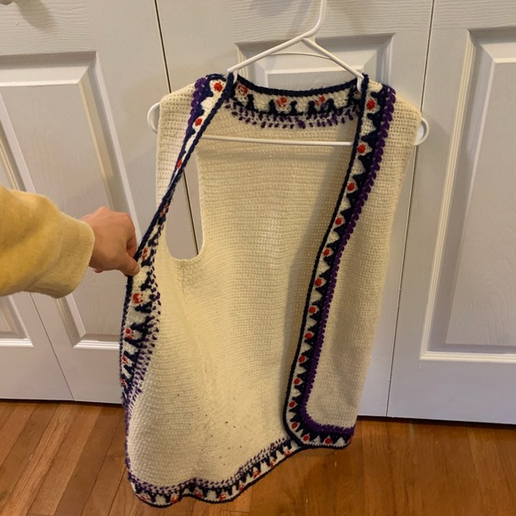 Vintage Handmade Knit Vest - Picture 4 of 4